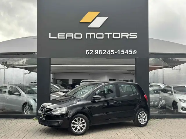 Carro Volkswagen Fox 2014 1.0 TEC (Flex) 4p