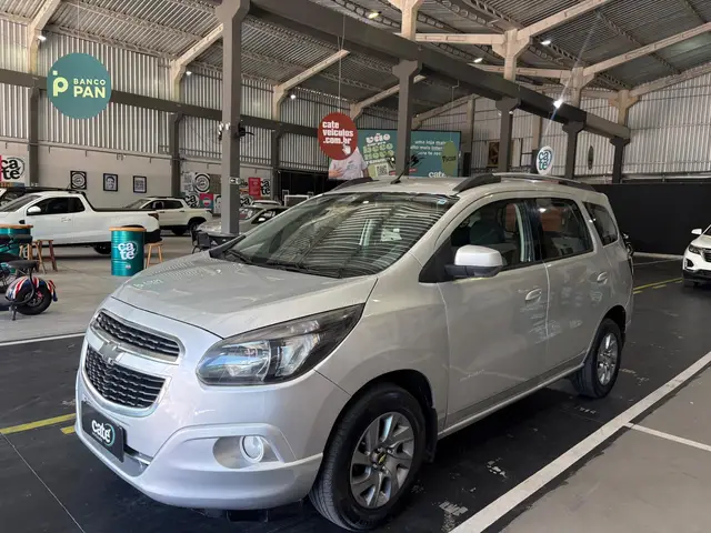 Carro Chevrolet Spin 2018 LT 5S 1.8 (Flex)