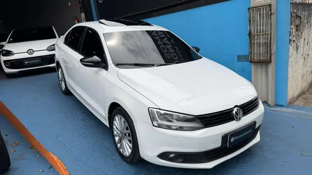 Carro Volkswagen Jetta 2014 2.0 TSI Highline DSG