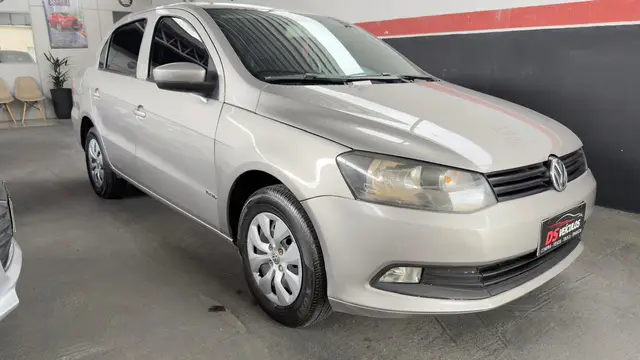 Carro Volkswagen Voyage 2015 1.6 VHT City (Flex)