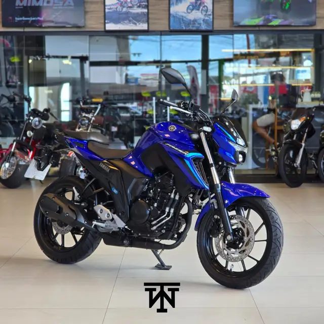 Moto Yamaha Fazer FZ15 2025 Connected