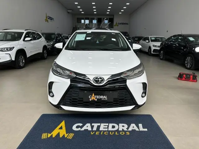 Carro Toyota Yaris Sedan 2024 XLS 1.5 Flex 16V 4p Aut.
