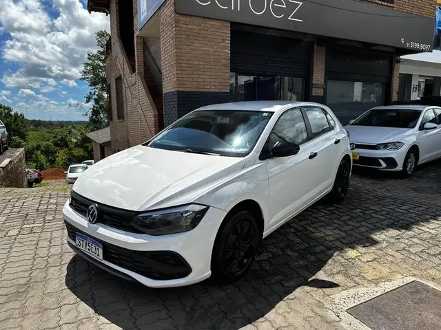 Carro Volkswagen Polo 2024 Track 1.0 Flex 12V 5p