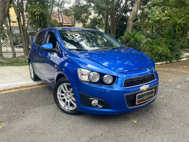 Carro Chevrolet Sonic Sedan 2012 LTZ (Aut)
