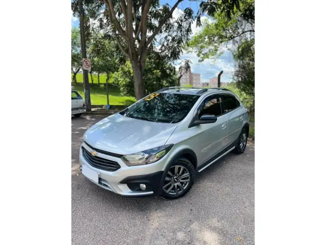 Carro Chevrolet Onix 2019 1.0 LT SPE/4