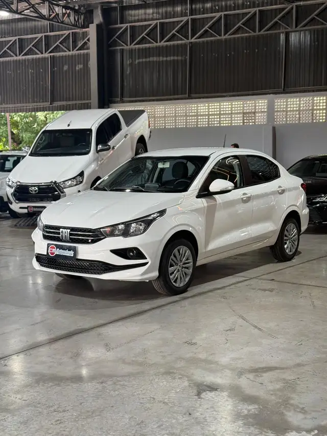 Carro Fiat Cronos 2024 Drive 1.3