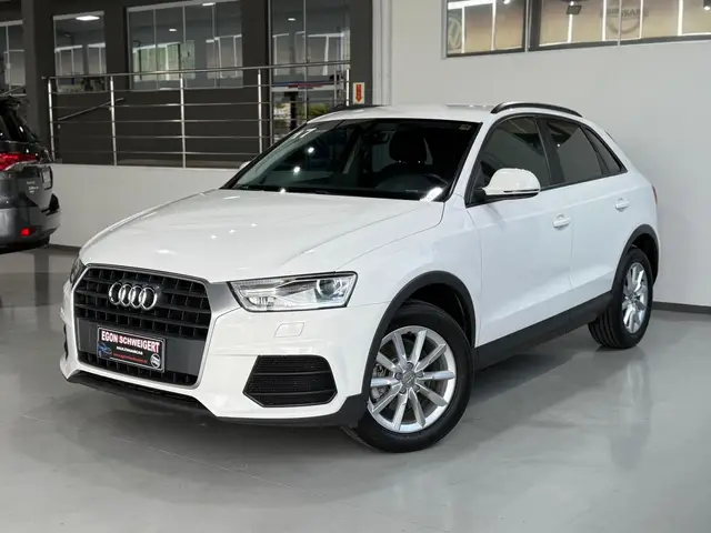 Carro Audi Q3 2017 1.4 TFSI Ambiente S Tronic