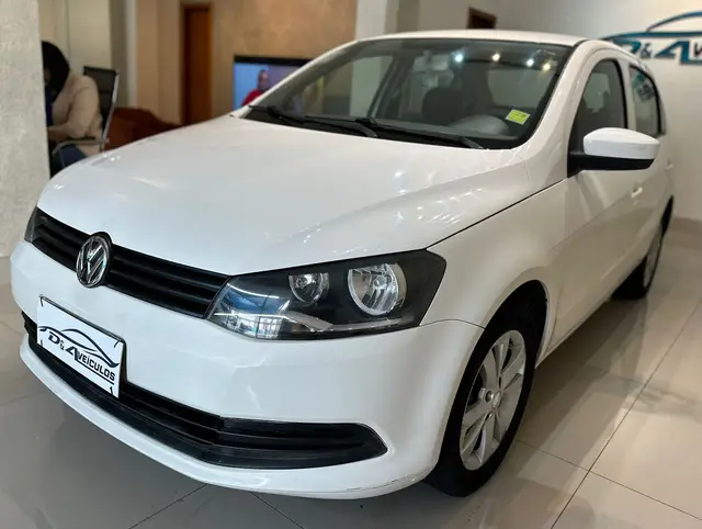 Carro Volkswagen Voyage 2016 1.0 TEC Trendline (Flex)