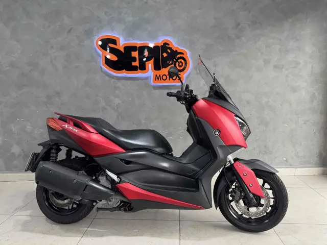 Moto Yamaha XMax 2021 250 (ABS)