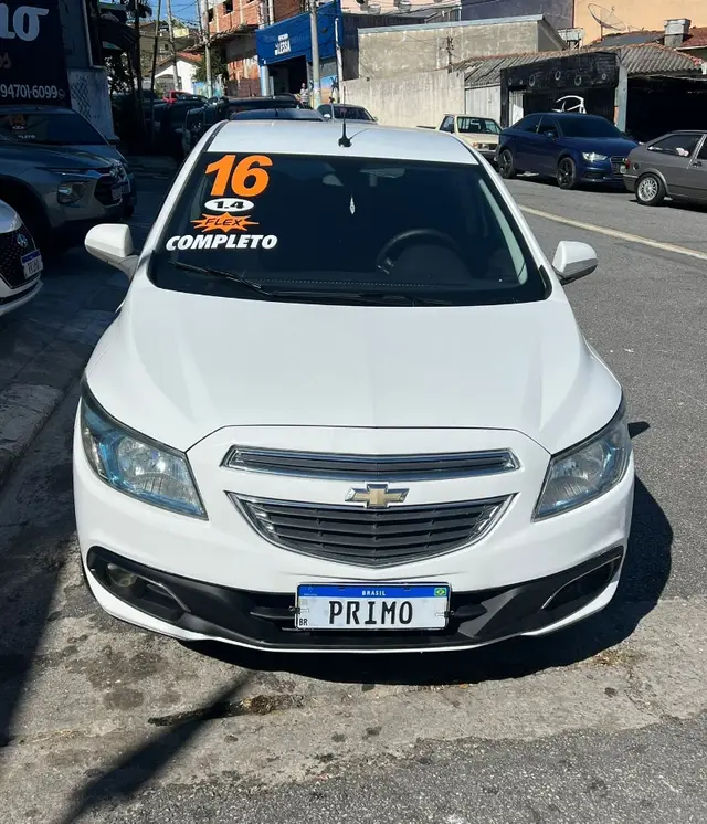 Carro Chevrolet Onix 2016 1.4 LT SPE/4 (Aut)