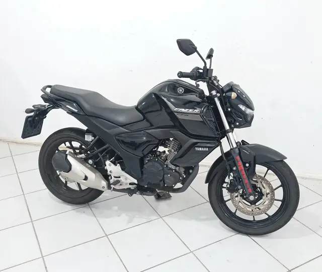 Moto Yamaha Fazer FZ15 2024 ABS