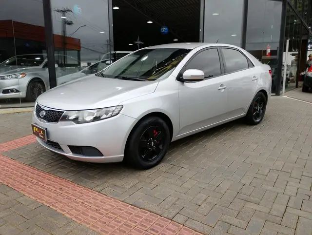 Carro Kia Cerato 2012 1.6 16V