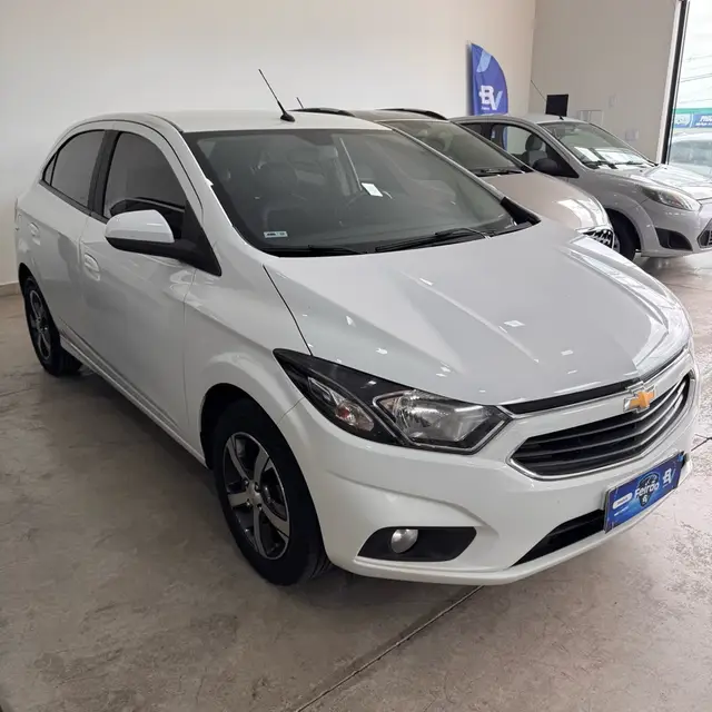 Carro Chevrolet Onix 2017 1.4 LTZ SPE/4 (Aut)