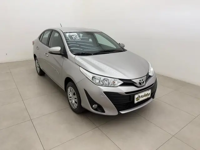 Carro Toyota Yaris Sedan 2019 1.5 XL CVT (Flex)