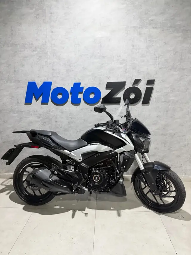Moto Bajaj Dominar 250 2025 250