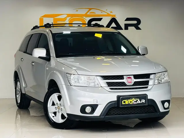 Carro Fiat Freemont 2012 2.4 16V Precision (Aut)