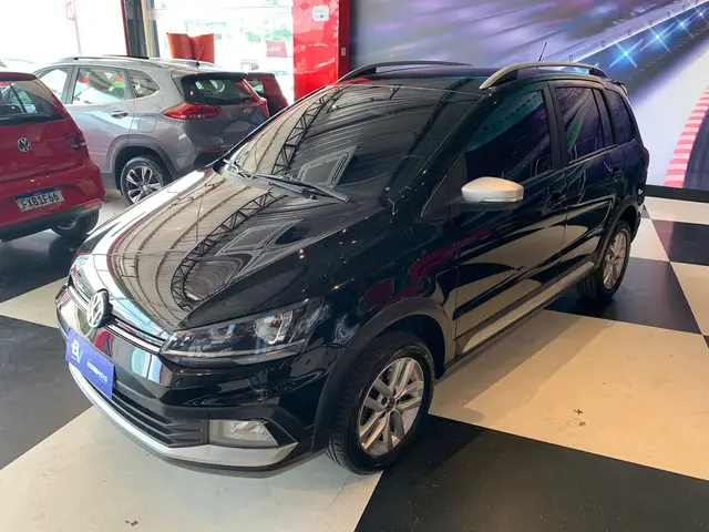Carro Volkswagen SpaceCross 2016 1.6 16V MSI (Flex)