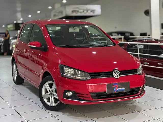 Carro Volkswagen Fox 2016 1.6 MSI Comfortline I-Motion (Flex)
