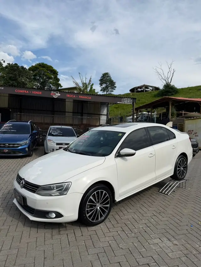 Carro Volkswagen Jetta 2012 2.0 TSI Highline DSG