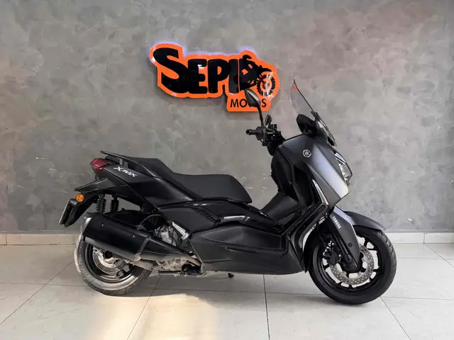 Moto Yamaha XMax 2025 250 Connected