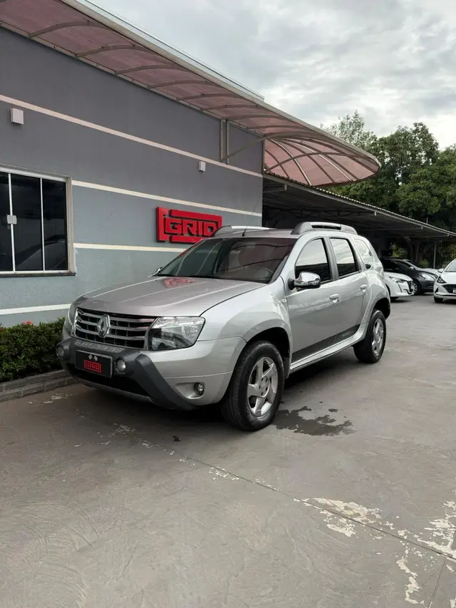 Carro Renault Duster 2014 2.0 16V Dynamique (Flex)