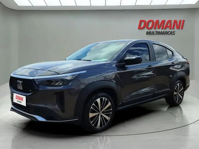 Carro Fiat Fastback 2025 Audace T200 Hybrid