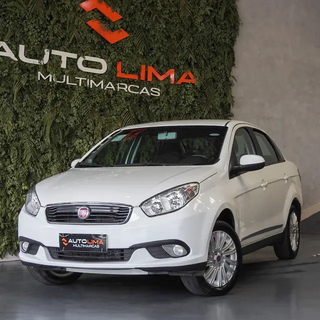 Carro Fiat Grand Siena 2018 Essence 1.6 16V (Flex)