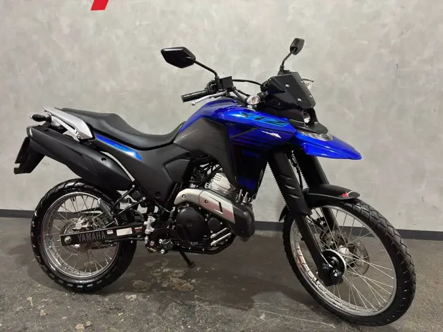 Moto Yamaha XTZ 250 Lander 2025 Connected