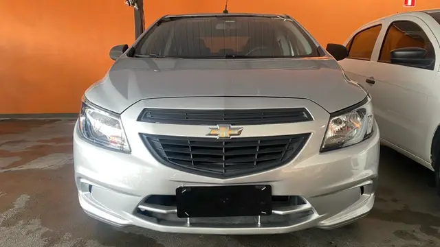 Carro Chevrolet Onix 2019 1.0 Joy SPE/4