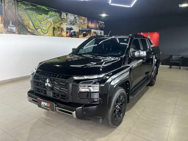 Carro Mitsubishi Triton 2026 Katana