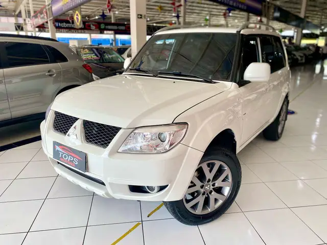 Carro Mitsubishi Pajero TR4 2015 2.0 16V 4X4 (Flex) (Aut)