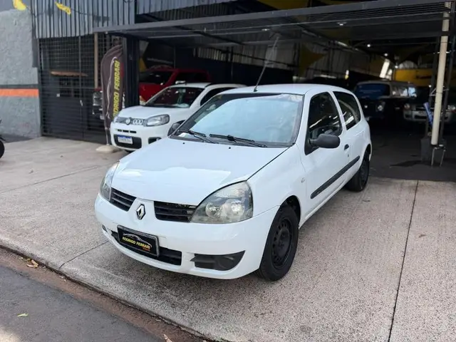 Carro Renault Clio 2011 Hi-Flex 1.0 16V