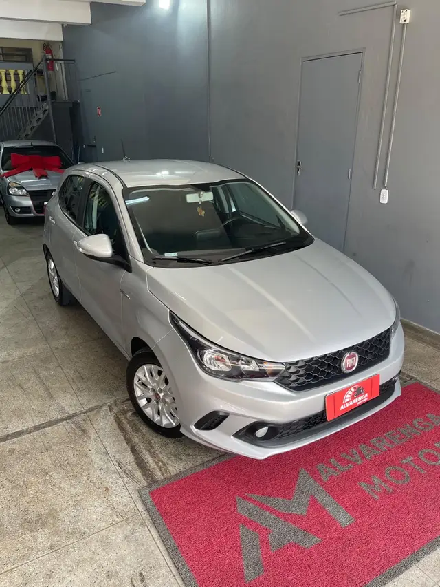 Carro Fiat Argo 2019 Precision 1.8 E.Torq AT6 (Flex)