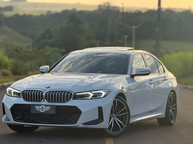 Carro BMW 320i 2023 M Sport 2.0 Turbo (Aut.)