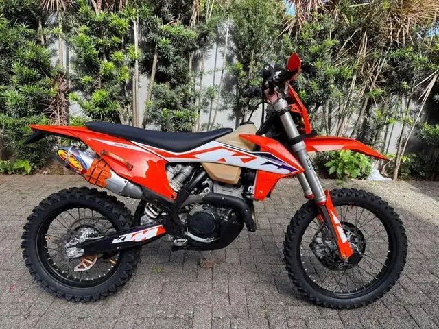 Moto KTM EXC 250 2022 EXC-F