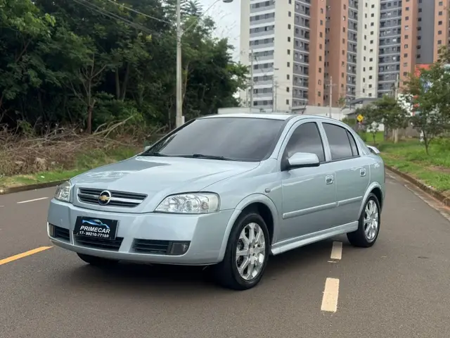 Carro Chevrolet Astra Hatch 2010 Advantage 2.0 (Flex)
