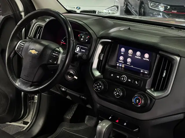 Carro Chevrolet S10 Cabine Dupla 2023 LT 2.8 Turbodiesel (Aut.)