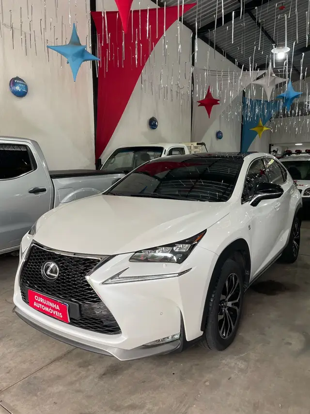 Carro Lexus NX 200t 2017 F-Sport 2.0 4WD