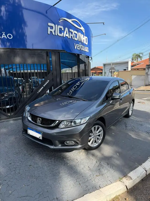 Carro Honda Civic 2014 New  LXS 1.8 16V i-VTEC (Flex)