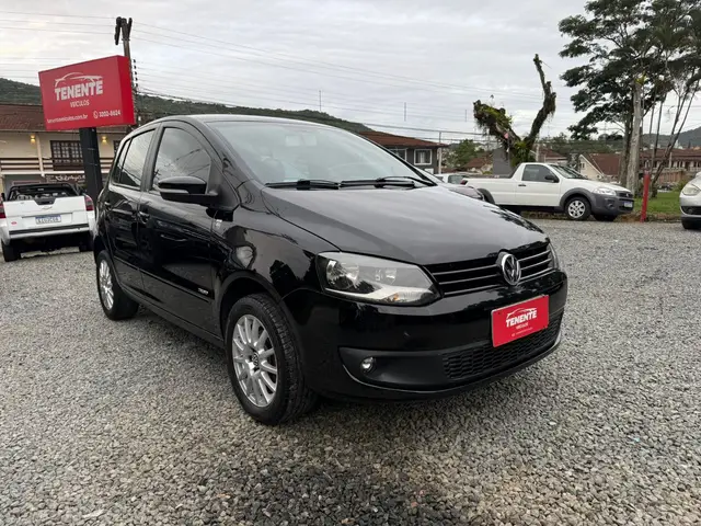 Carro Volkswagen Fox 2012 1.6 VHT (Flex)