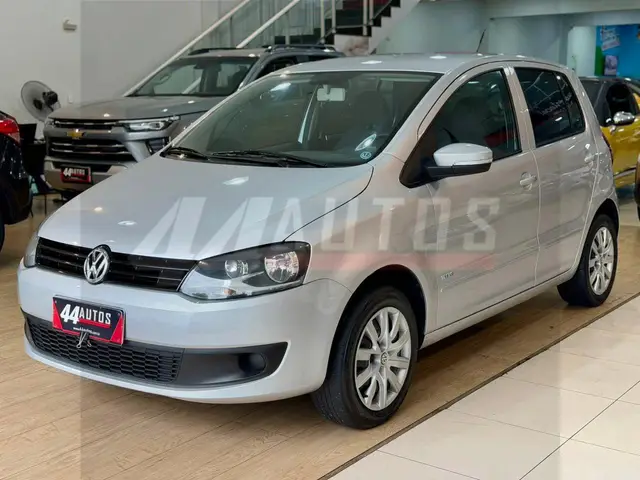 Carro Volkswagen SpaceFox 2011 Trend iMotion 1.6 8V (Flex) (Aut)