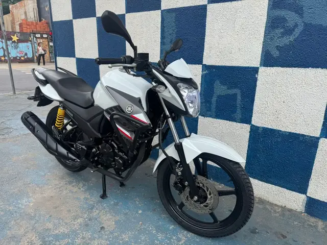 Moto Yamaha YS 150 Fazer 2018 SED