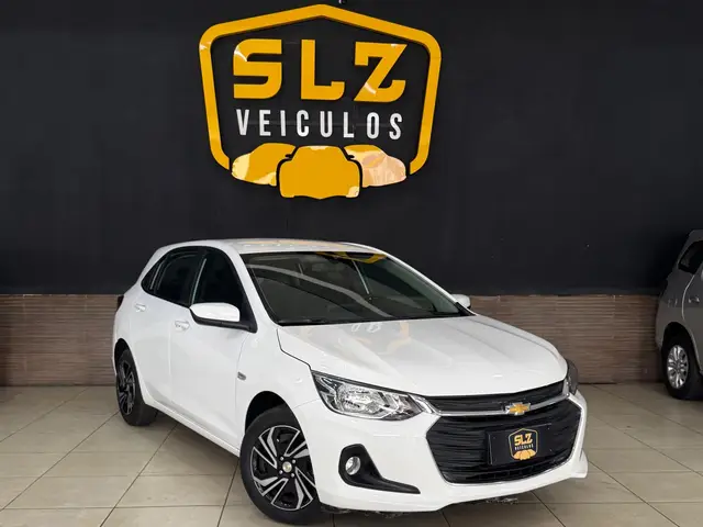 Carro Chevrolet Onix Plus 2024 LT 1.0
