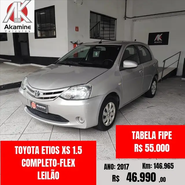 Carro Toyota Etios Sedan 2017 XS 1.5 (Flex)