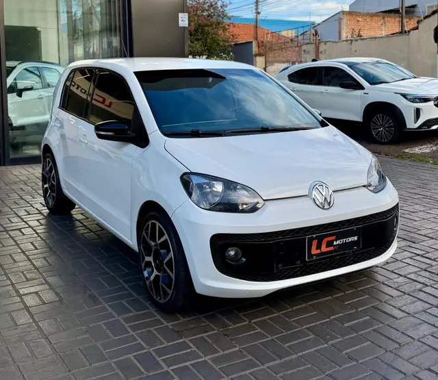 Carro Volkswagen Up! 2016 1.0 12v E-Flex move up! 4p
