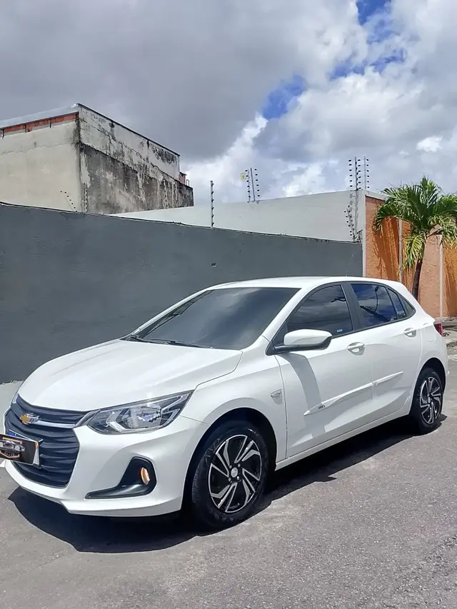 Carro Chevrolet Onix 2024 LT 1.0 Turbo