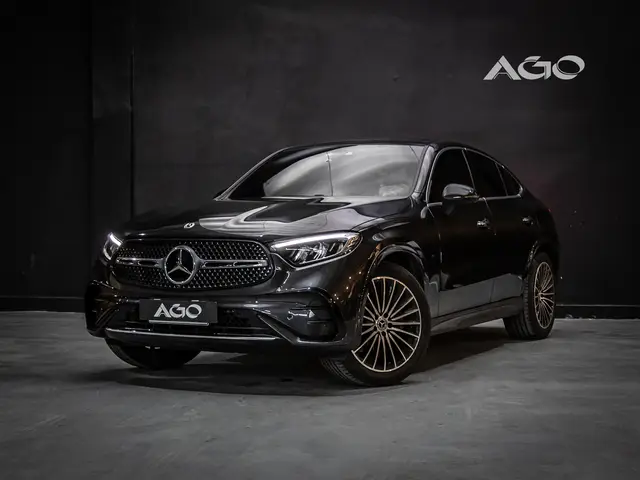 Carro Mercedes-Benz GLC 300  2025 AMG Line Coupe 4M 2.0 TB Aut.