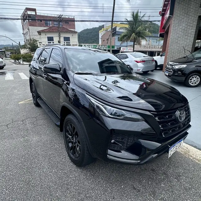 Carro Toyota SW4 2022 SRX 2.8 turbodiesel 5L 4x4 (Aut)