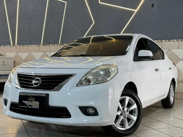 Carro Nissan Versa 2013 1.6 16V SL (Flex)