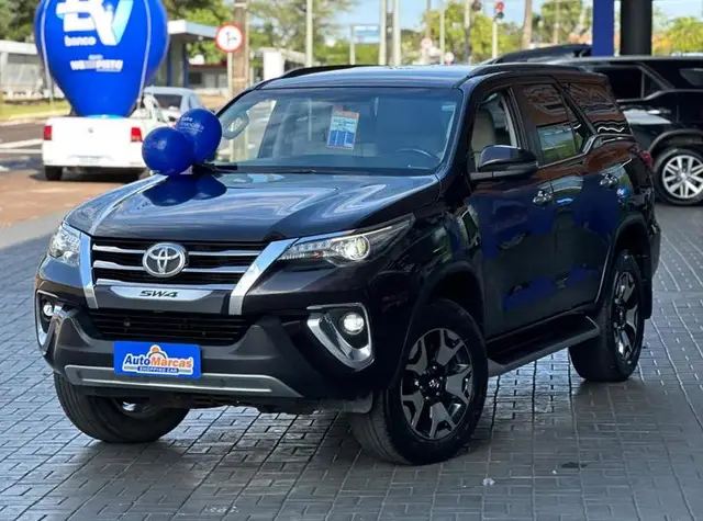 Carro Toyota SW4 2019 2.8 TDI SRX 7L 4x4 (Aut) (Diesel)